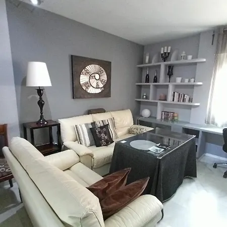 Apartment Cozy & Free Parking Seville